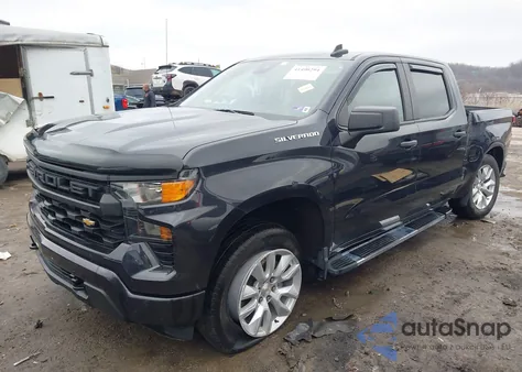2022 Chevrolet Silverado 1500 4Wd Short Bed Custom из США, поврежденный, VIN 1GCPDBEK7NZ626236
